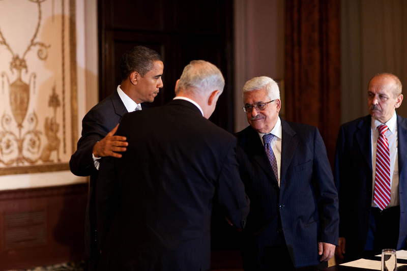 Netanyahu, Obama, and Mahmoud 2009.jpg